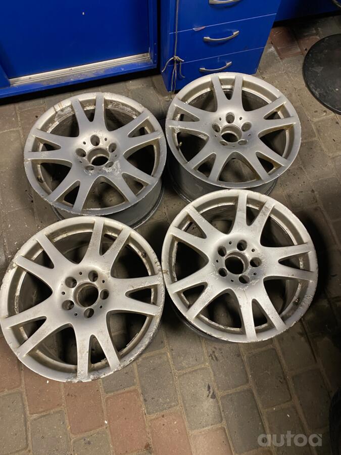 Mercedes Benz, valuveljed