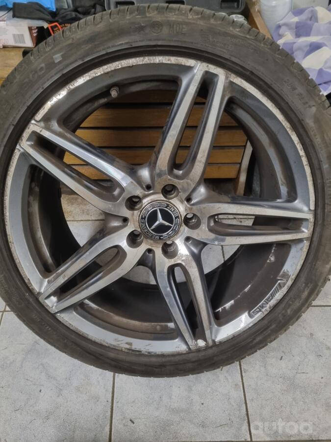 Mercedes, valuveljed