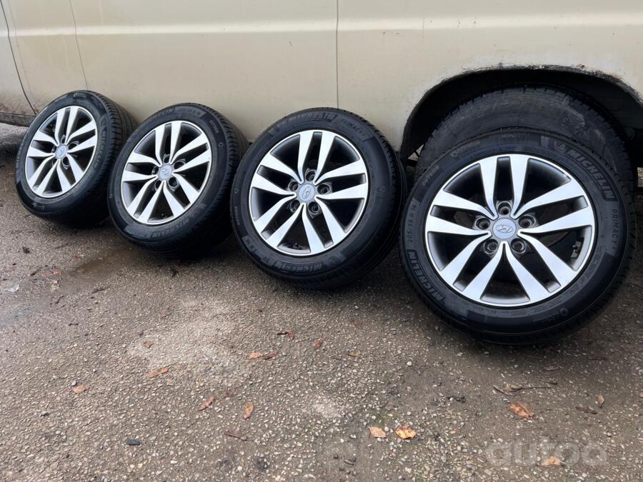 Hyundai I30, valuveljed