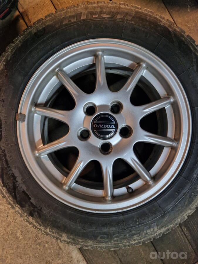 Volvo, valuveljed