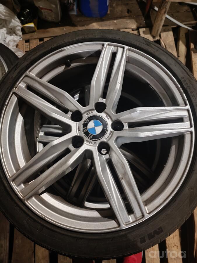 Bmw, valuveljed