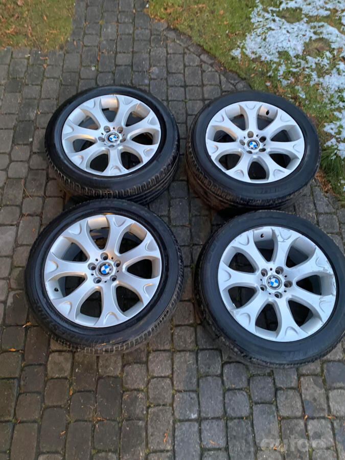 BMW, valuveljed