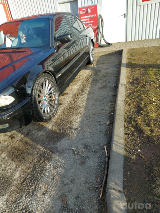 Bmw, valuveljed