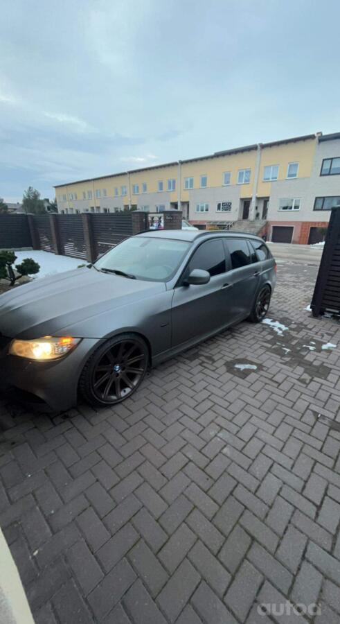 BMW, valuveljed