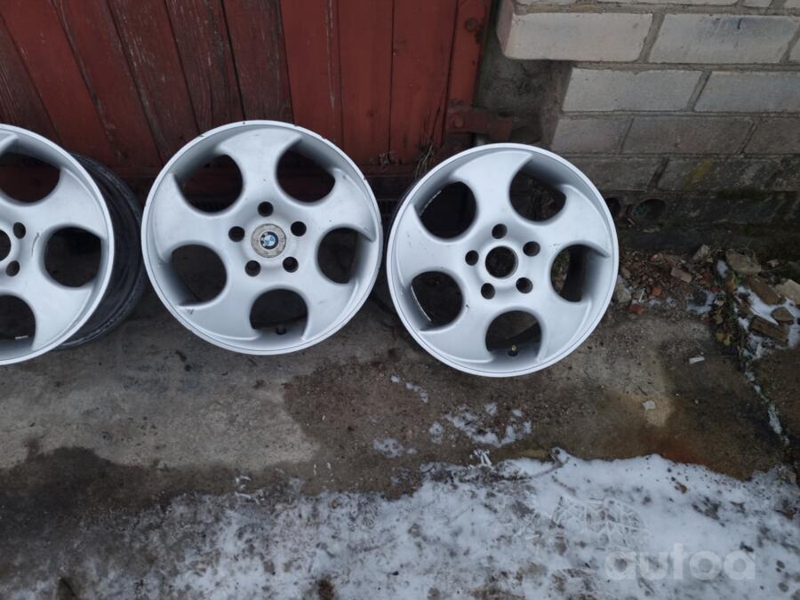 Muu, valuveljed