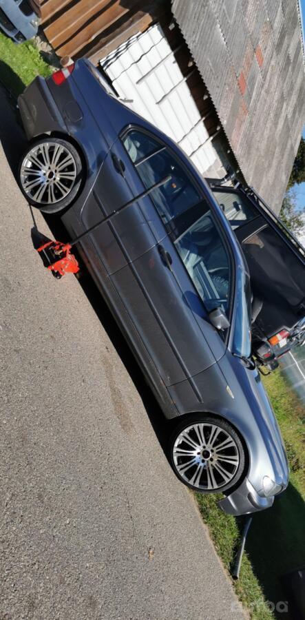 BMW, valuveljed