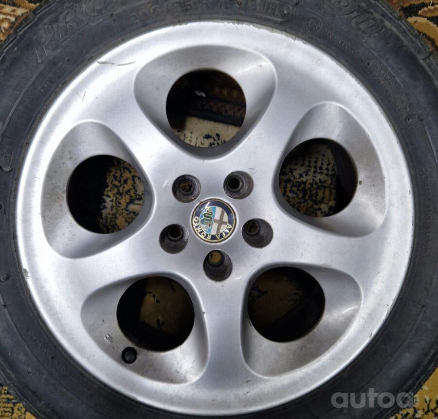 Alfa romeo, valuveljed
