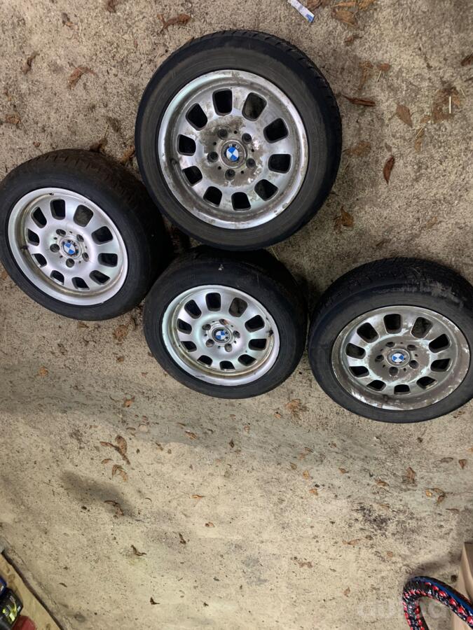Bmw, valuveljed