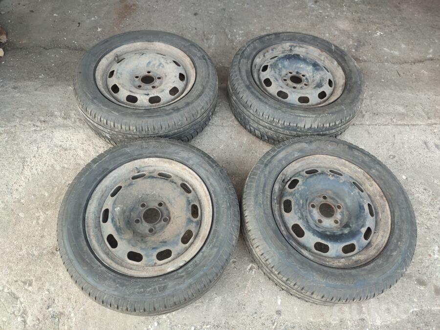 VW, terasest stantsitud