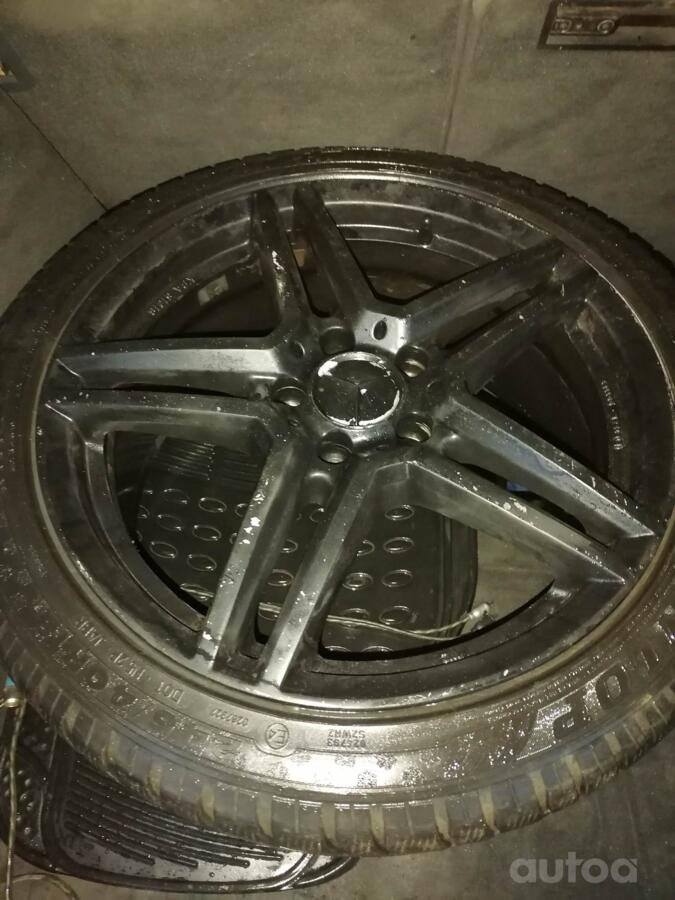 Mercedes benz, valuveljed