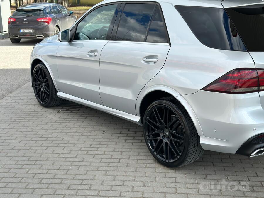 Brabus, valuveljed