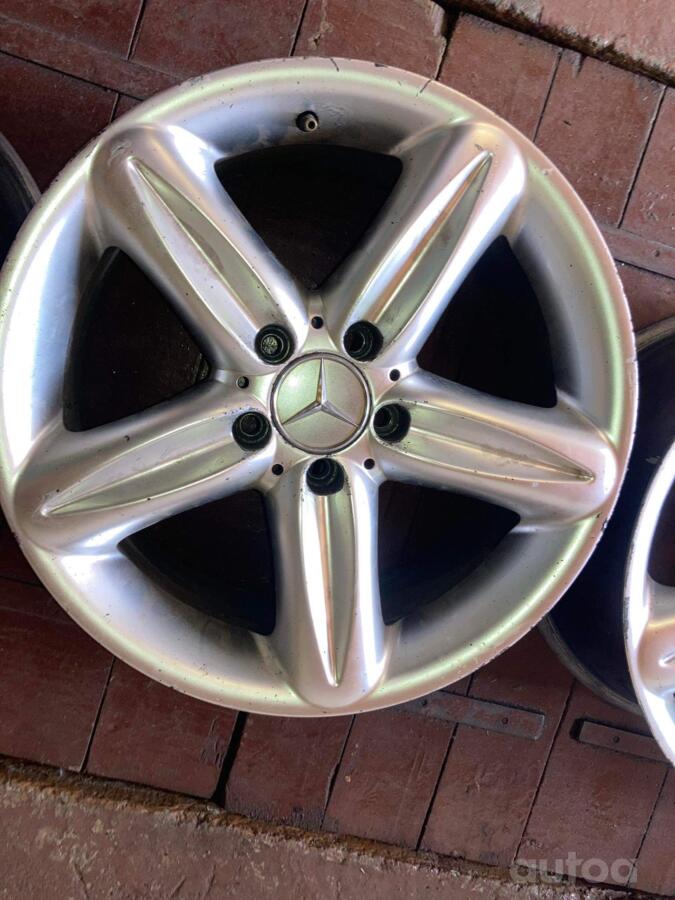 Mercedes, valuveljed
