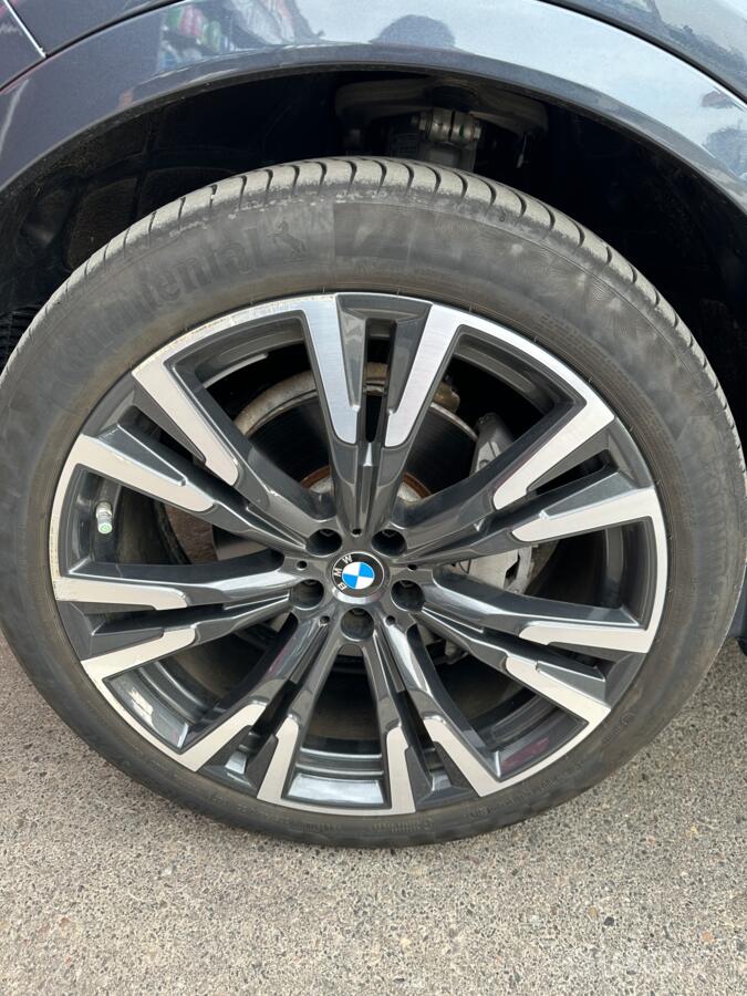 BMW, valuveljed