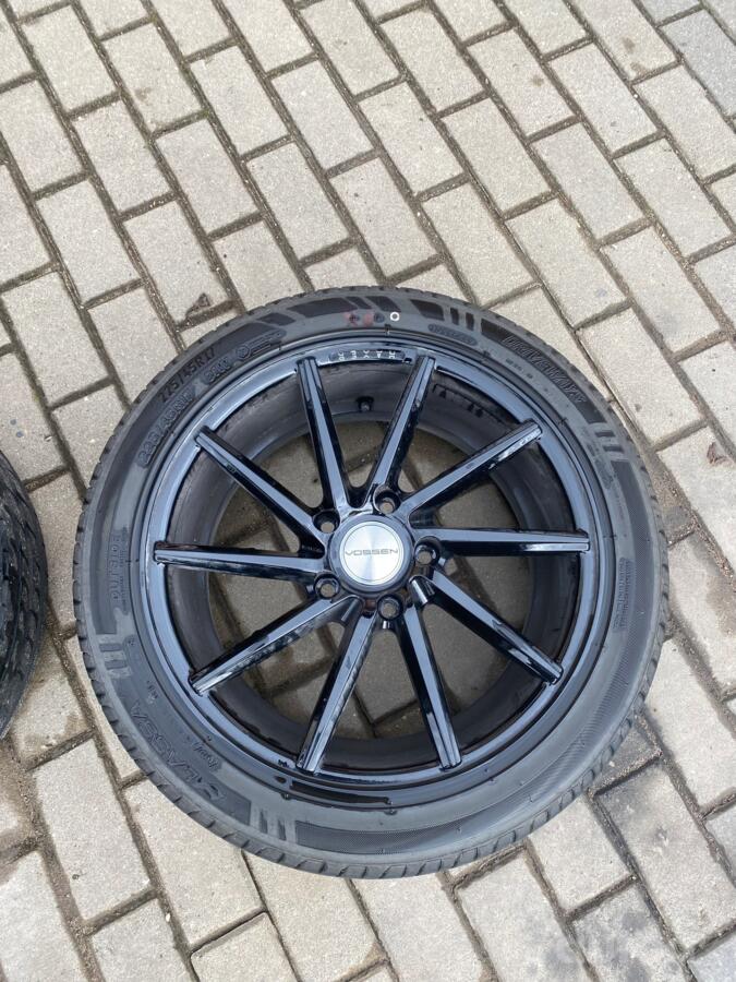 Vossen, valuveljed