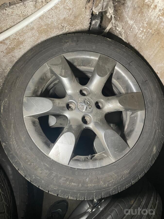 Peugeot, valuveljed