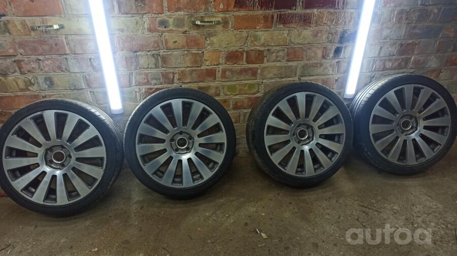 Audi, valuveljed