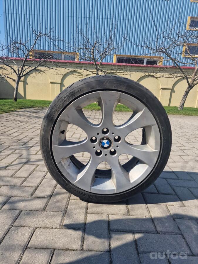 BMW, valuveljed