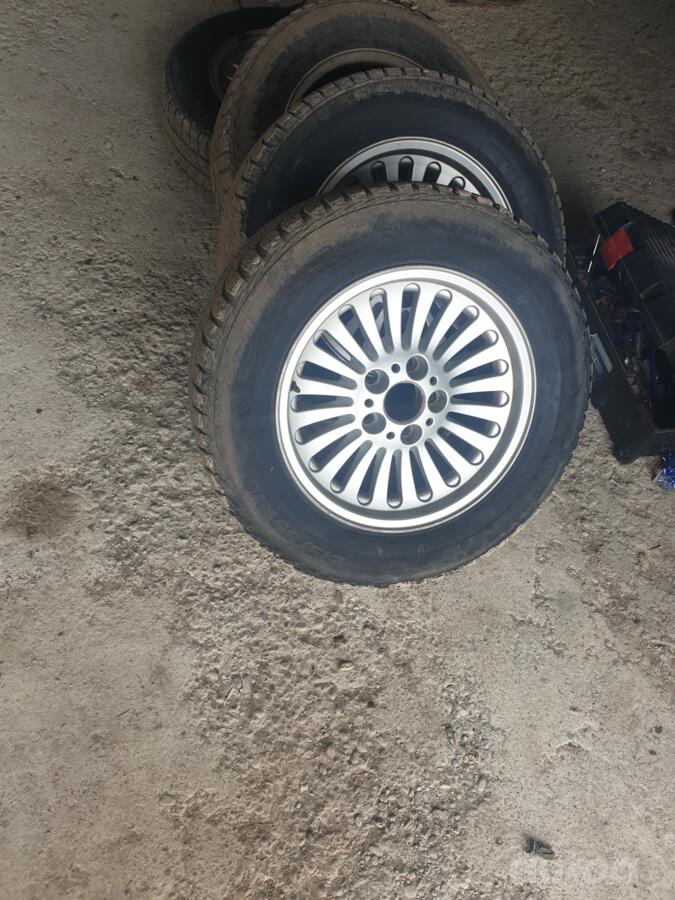 Muu, valuveljed