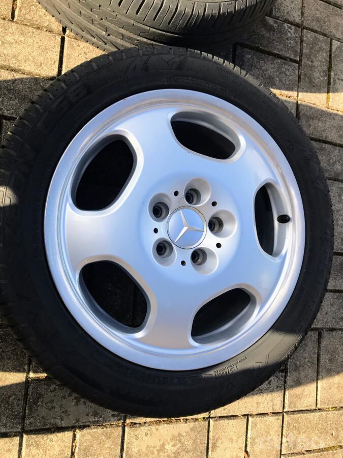Mercedes Benz, valuveljed