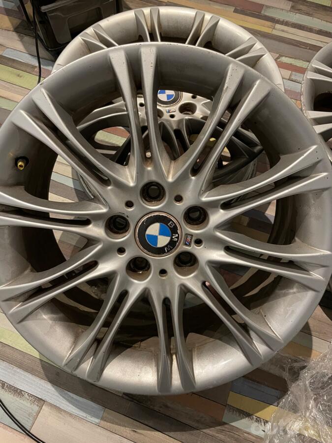 Bmw, valuveljed