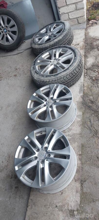 Mercedes Benz, valuveljed