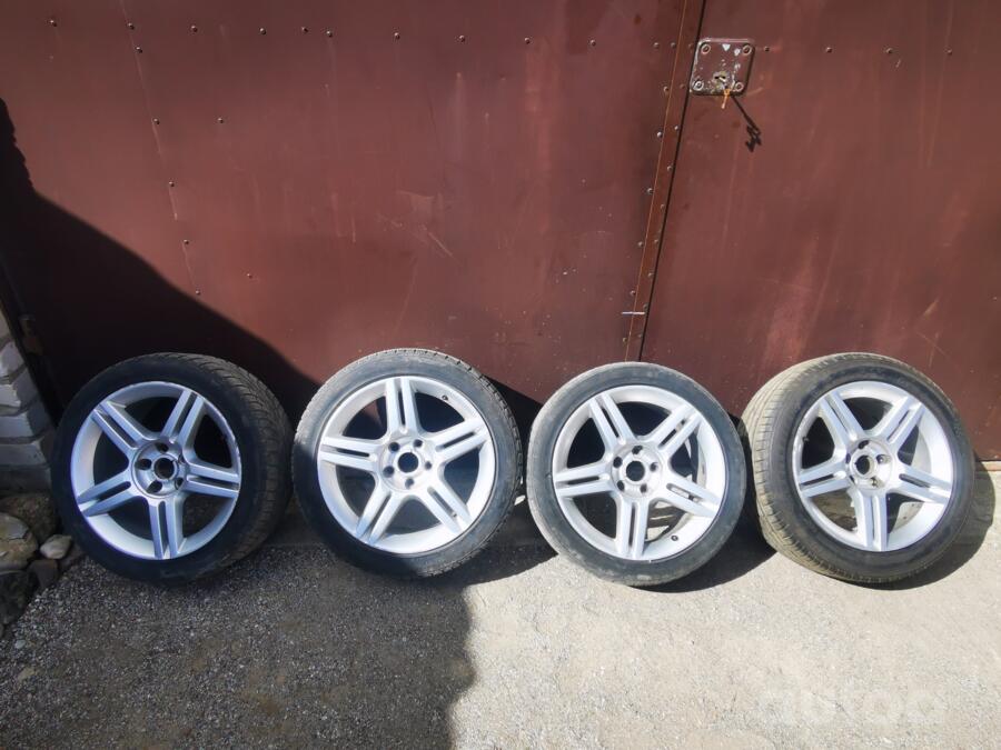 Audi, valuveljed