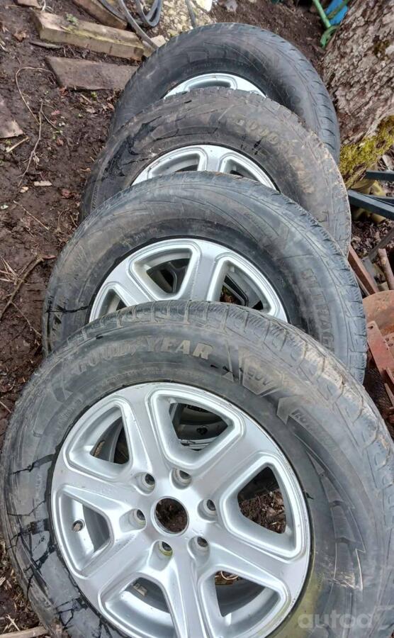 Ford, valuveljed