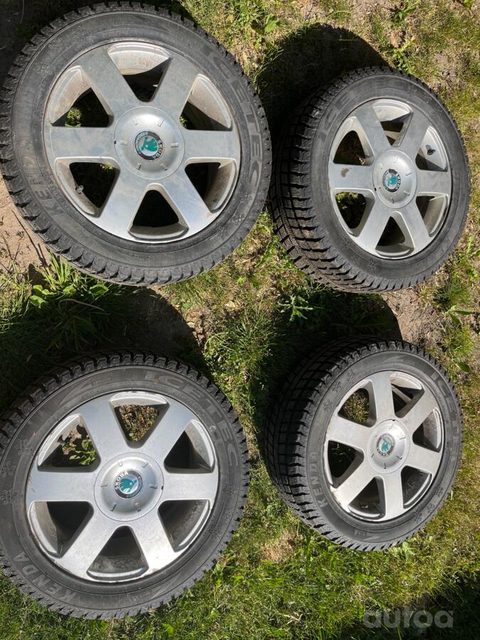 Skoda, valuveljed