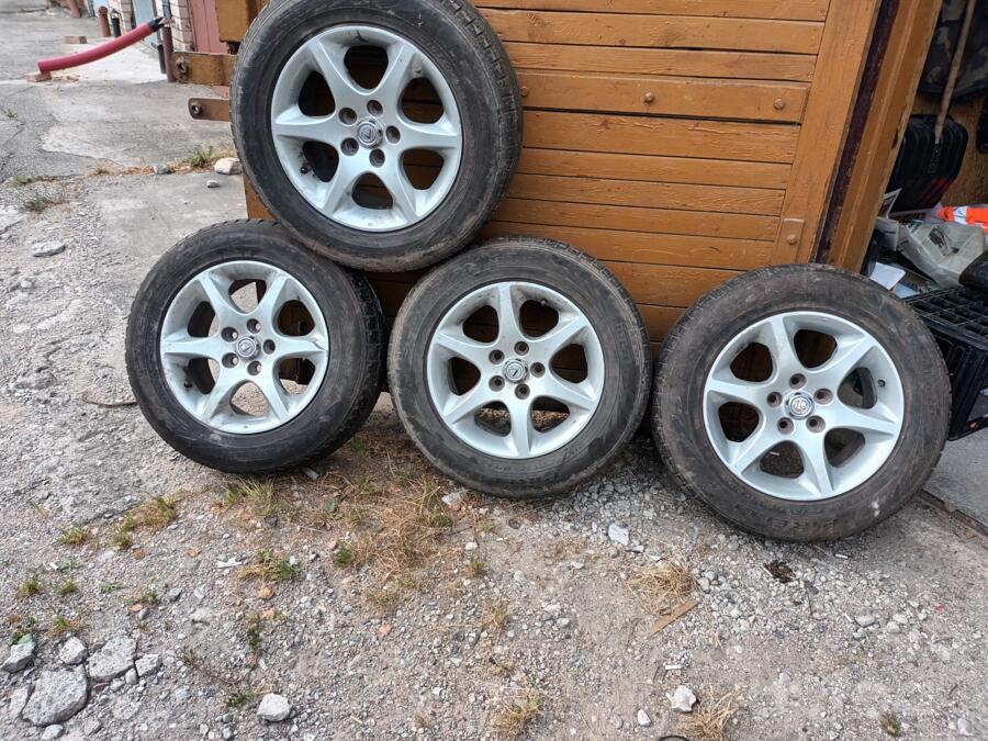 Toyota, valuveljed