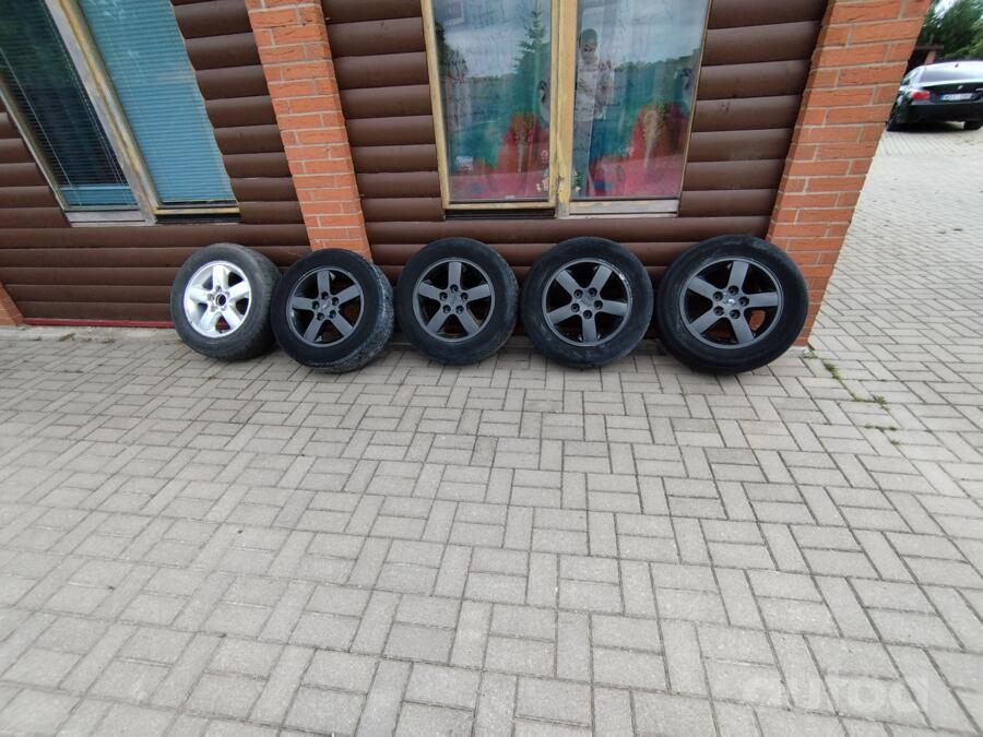 Jeep, valuveljed