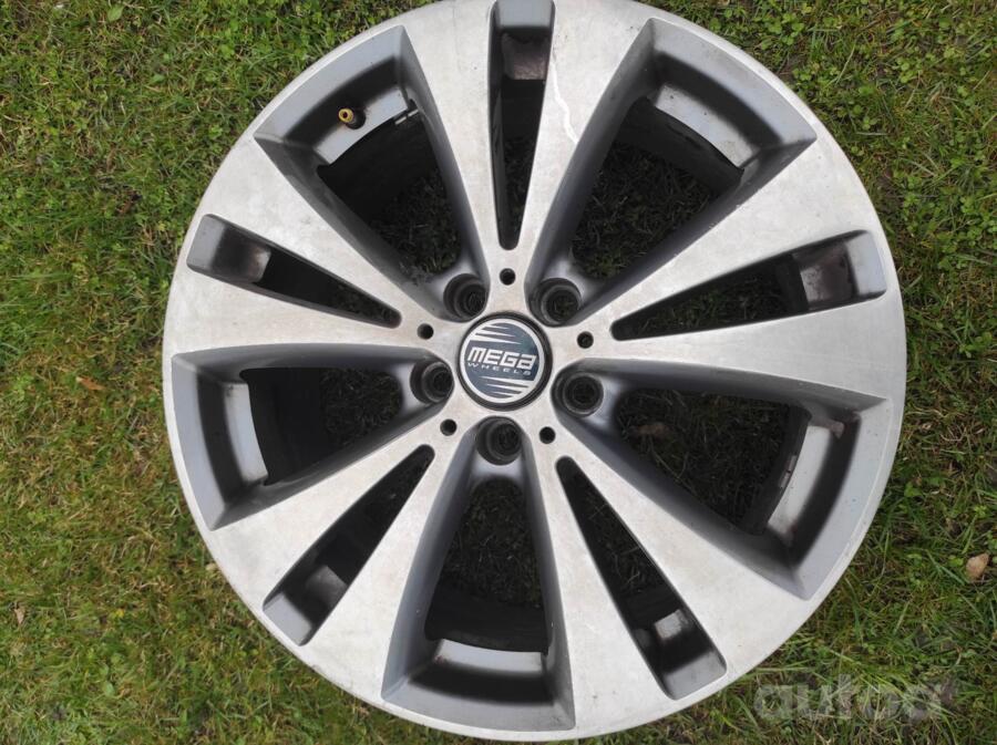 Mega, valuveljed