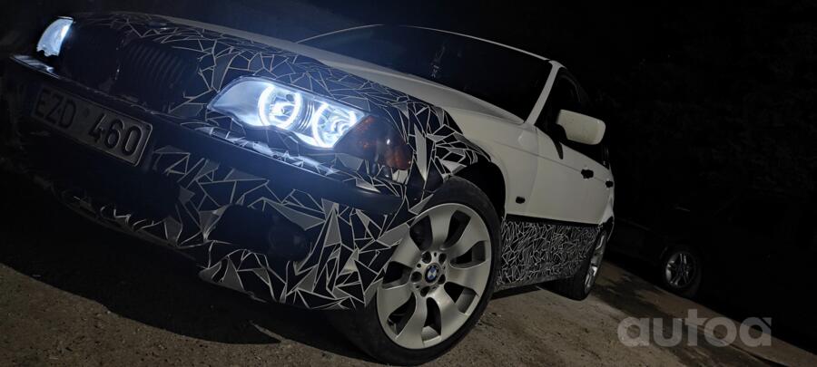 Bmw, valuveljed