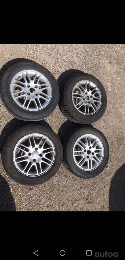 Ford, valuveljed