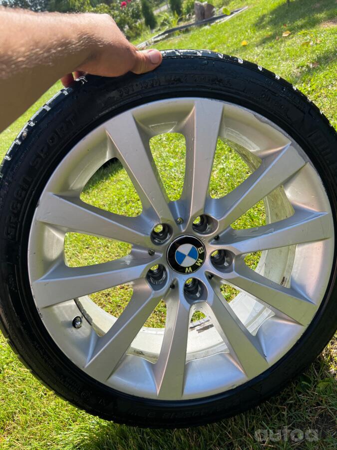 BMW, valuveljed