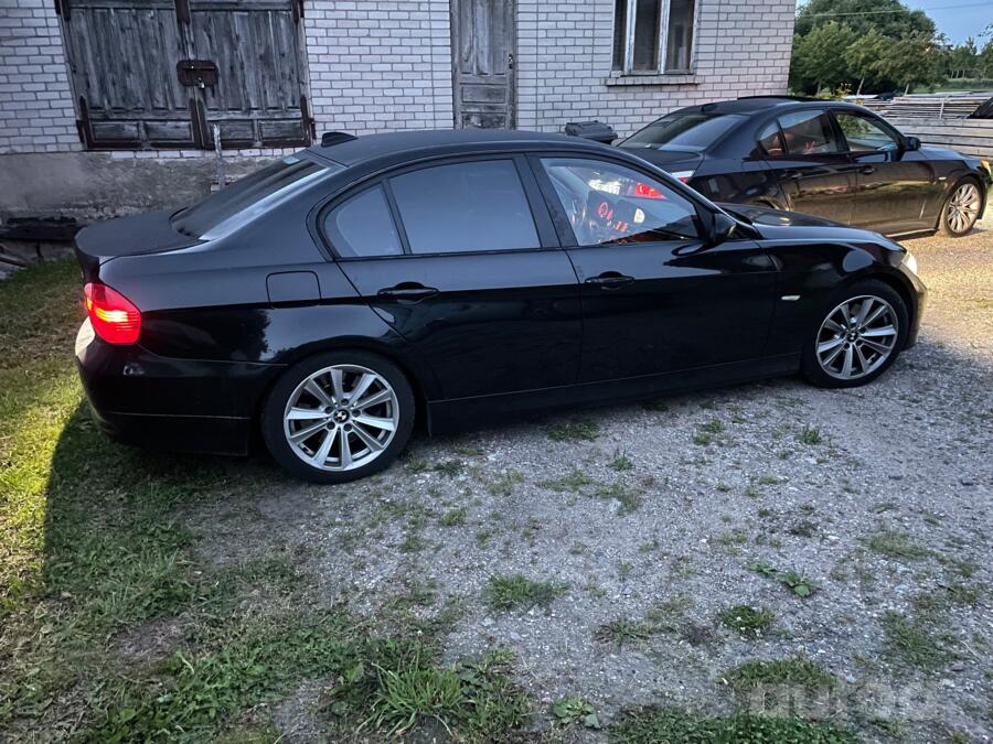 BMW, valuveljed