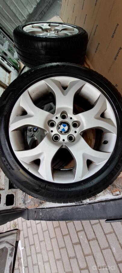 Bmw, valuveljed