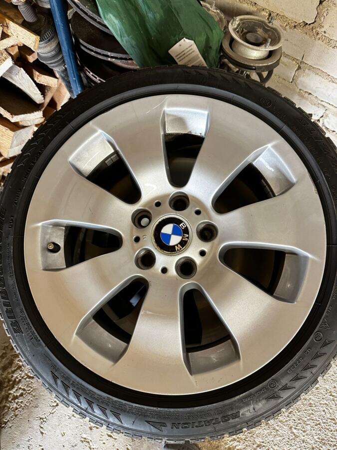 BMW, valuveljed