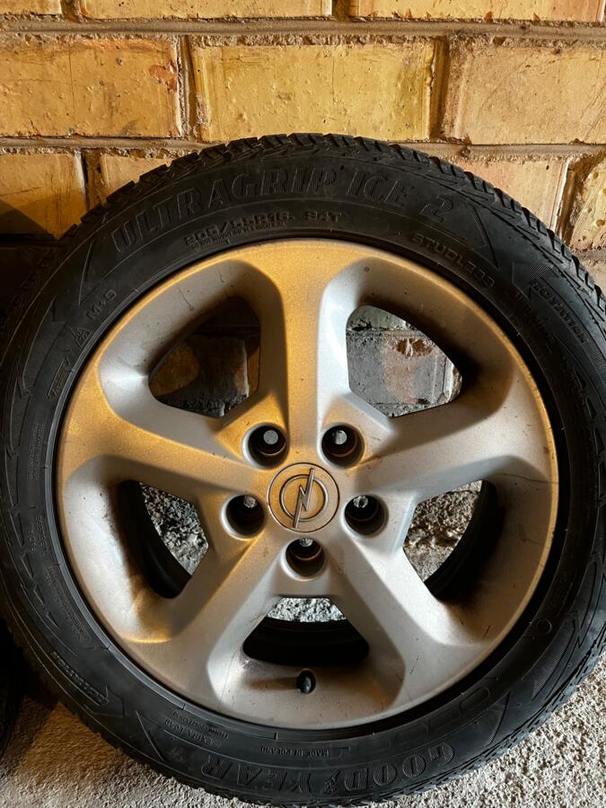 Opel, valuveljed