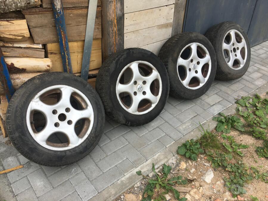 Nissan, valuveljed