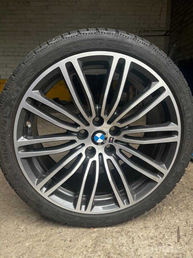 Bmw, valuveljed