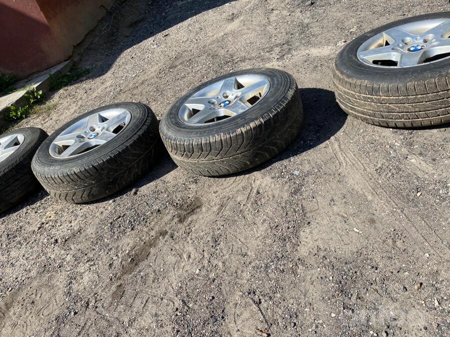 BMW, valuveljed