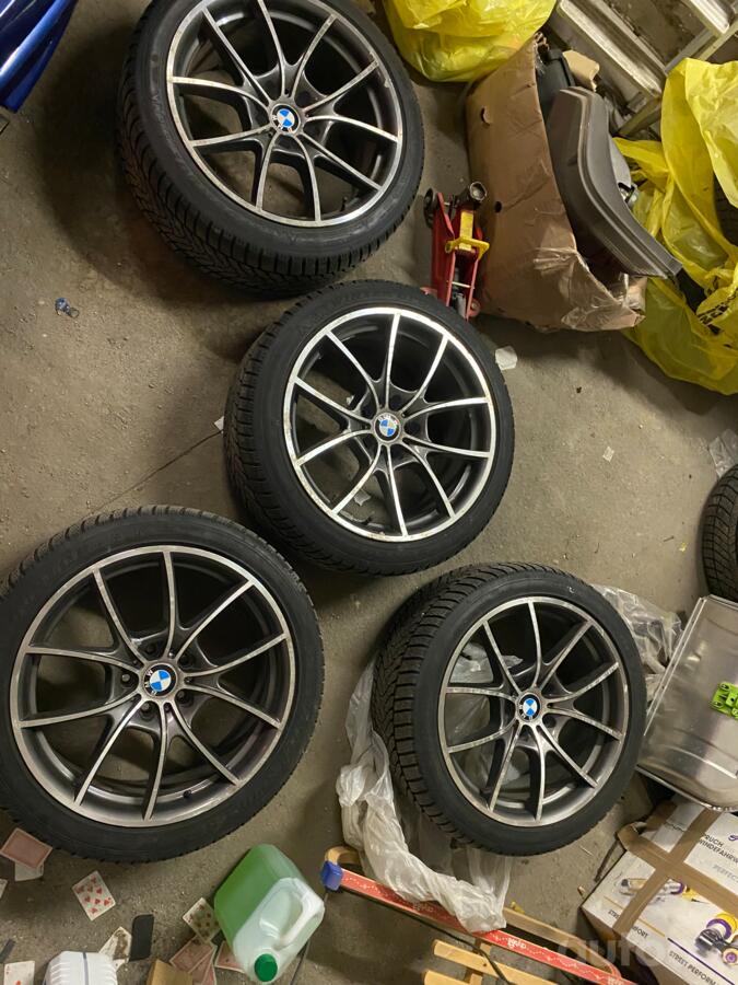 Bmw, valuveljed