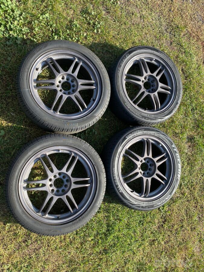 Kosei Racing, valuveljed