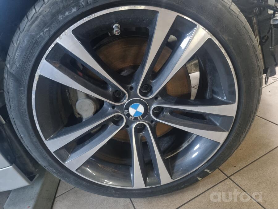 Bmw, valuveljed