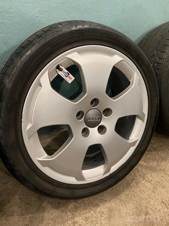 AUDI, valuveljed