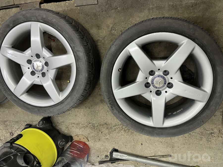 Mercedes benz, valuveljed