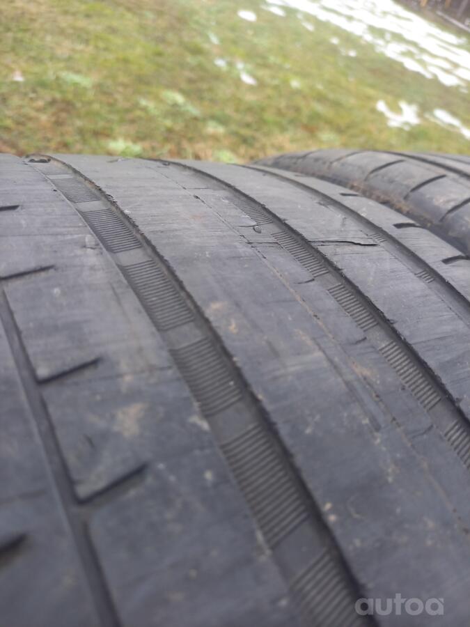 Vredestein 255/35 R18