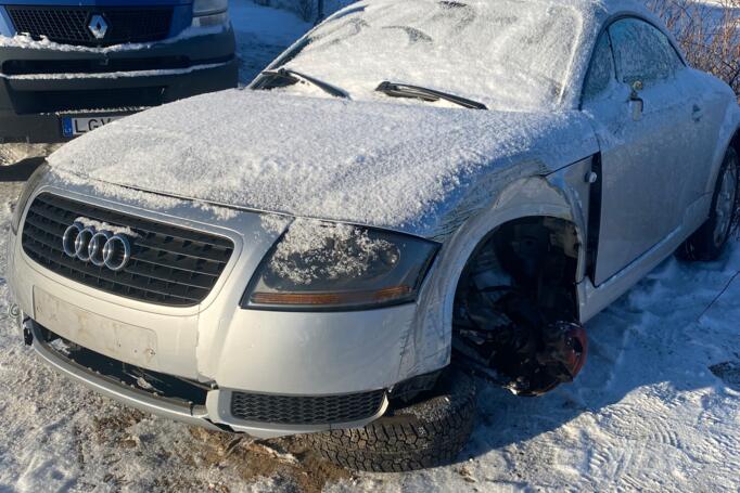 Audi TT 8N Coupe
