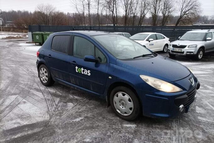Peugeot 307 1 generation [restyling] Hatchback 5-doors