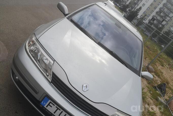 Renault Laguna 2 generation Liftback